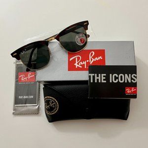 New Ray Ban Clubmaster Classic Polarized Sunglasses (Color: Tortoise/Green)